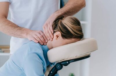 Traitements et symptômes : douleur à la nuque | étirement haut du dos et nuque | Jérôme Auger | Paris 16