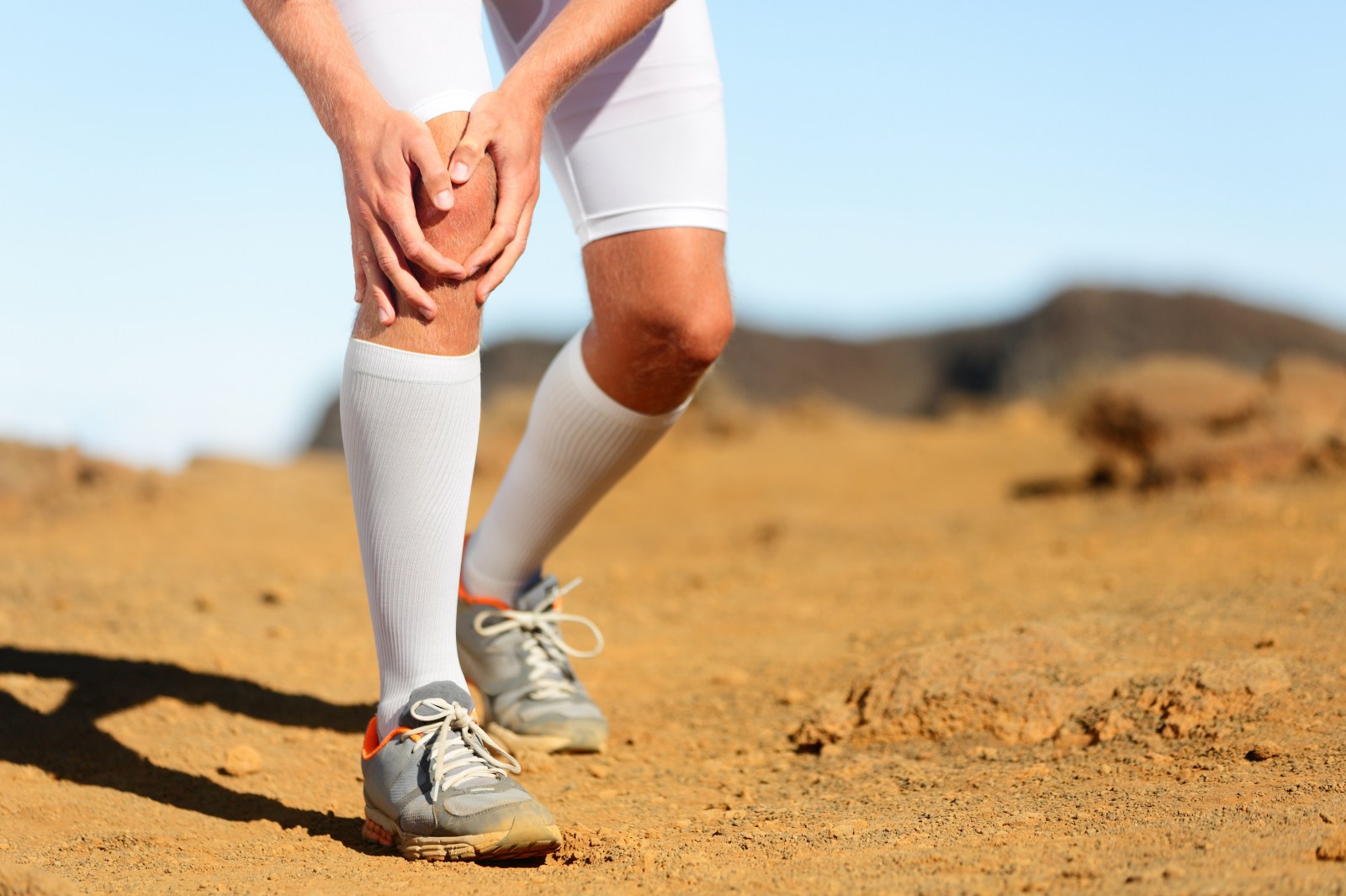 Douleurs au genou pendant le sport : que faire ? | Jérôme Auger ...